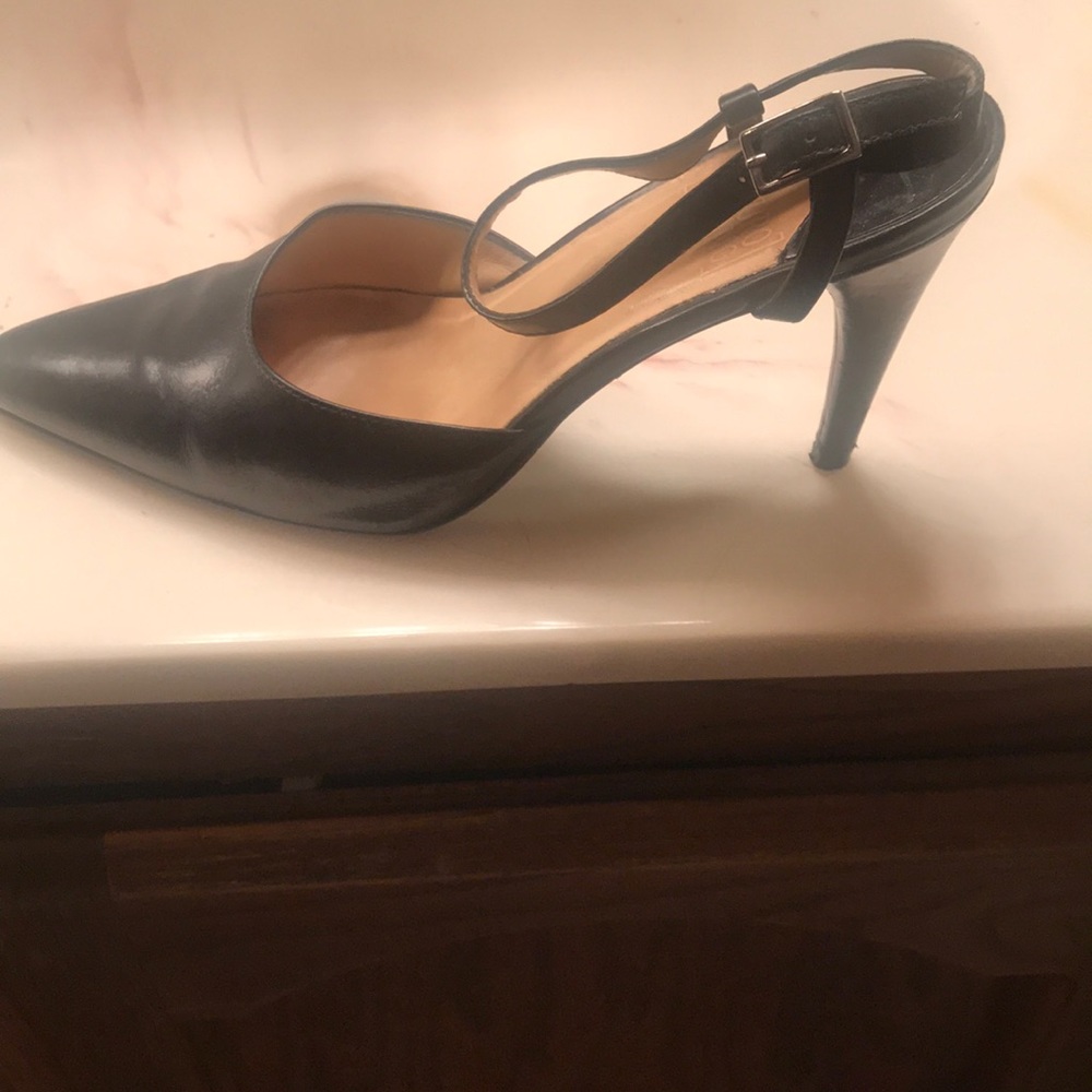 Black leather dress heels - Picture 2 of 2